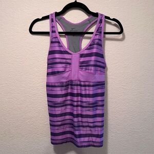 Nike Women's Purple Striped Athletic Tank Top M Built-In Bralette